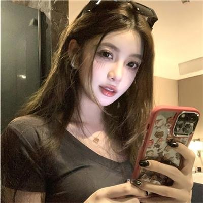 与君初相识